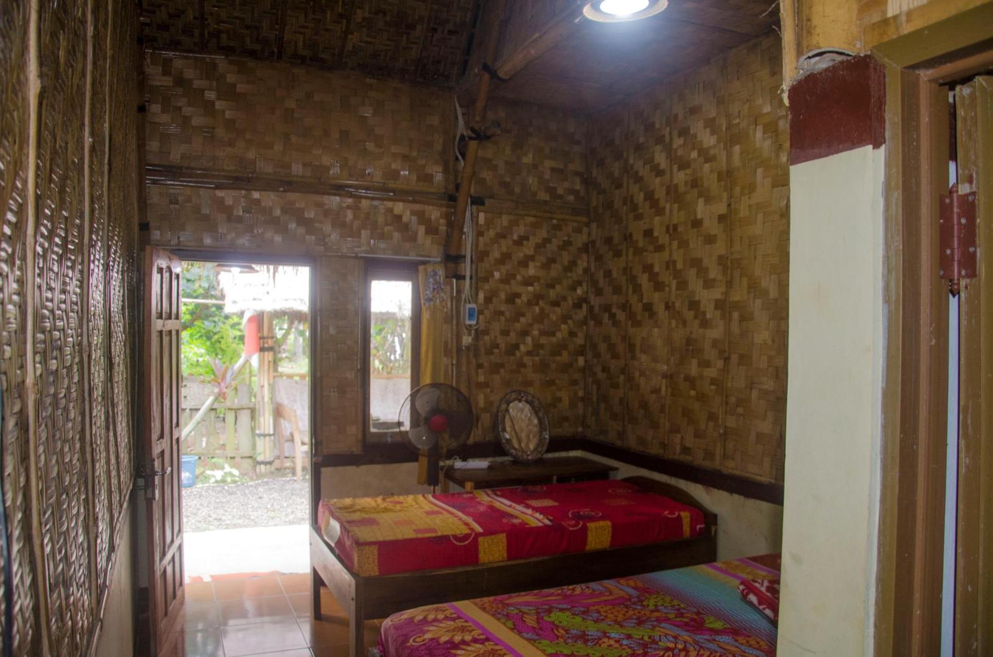 Red Island Bungalows Pasanggaran Buitenkant foto