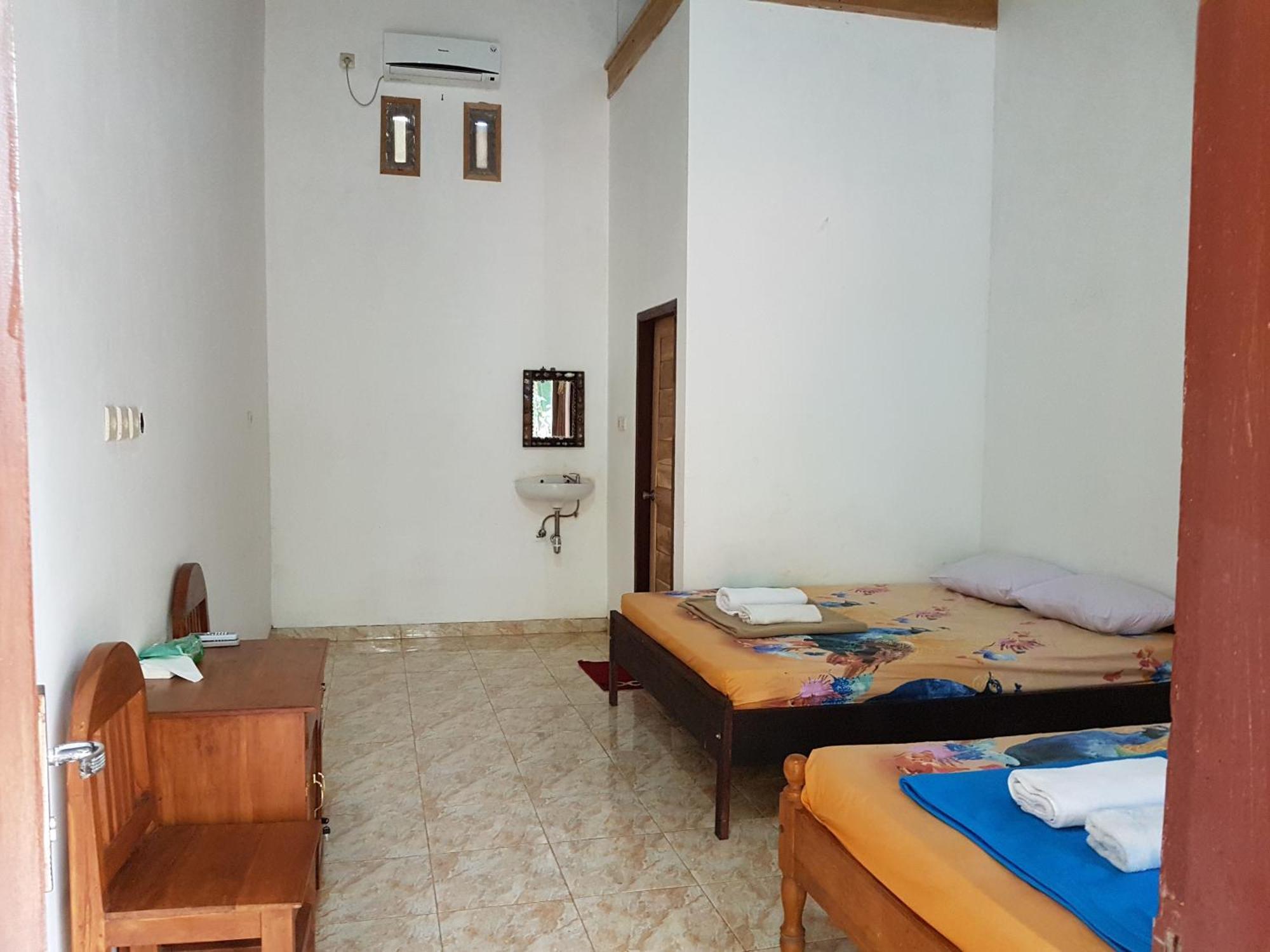 Red Island Bungalows Pasanggaran Kamer foto