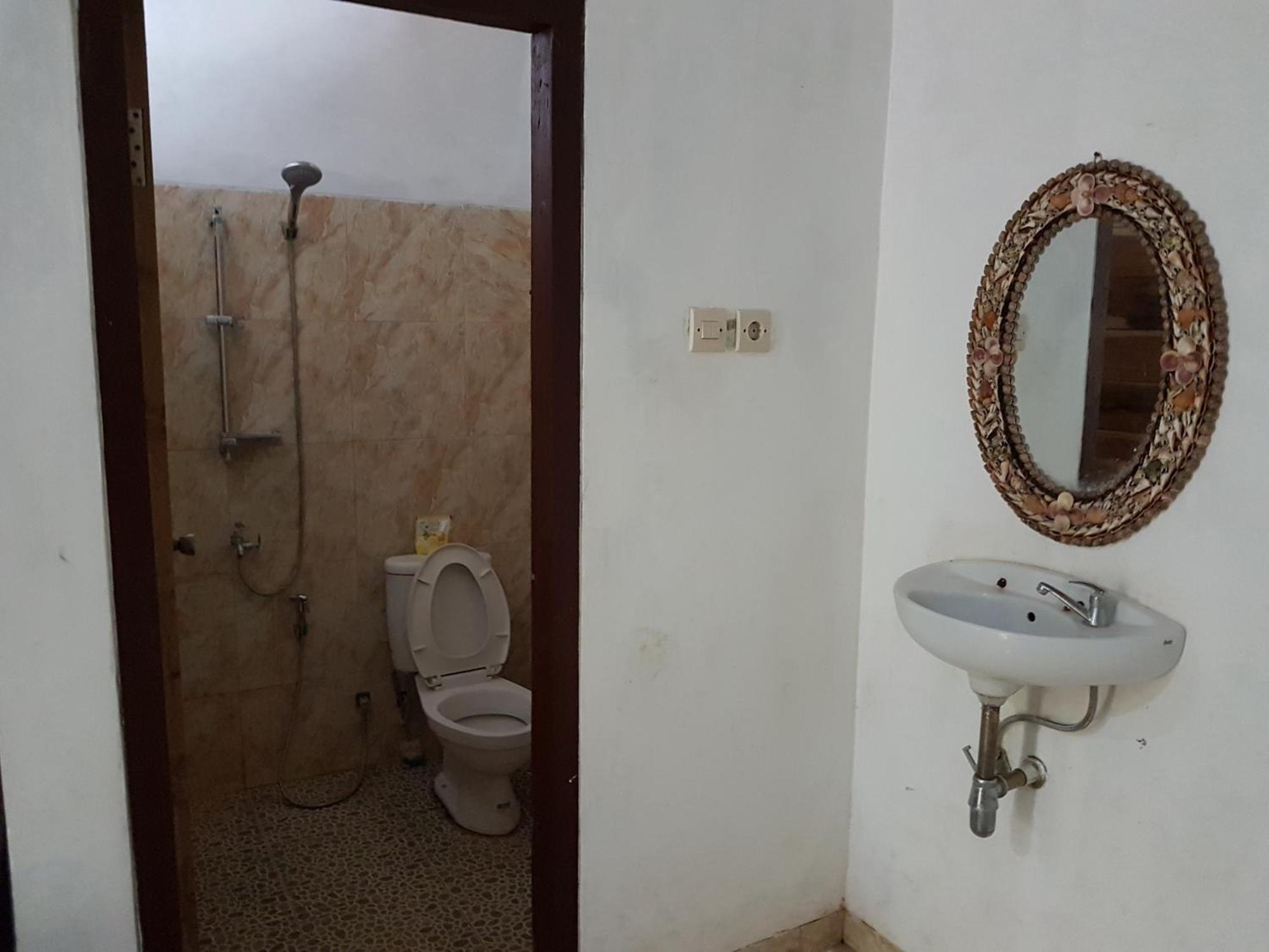 Red Island Bungalows Pasanggaran Kamer foto