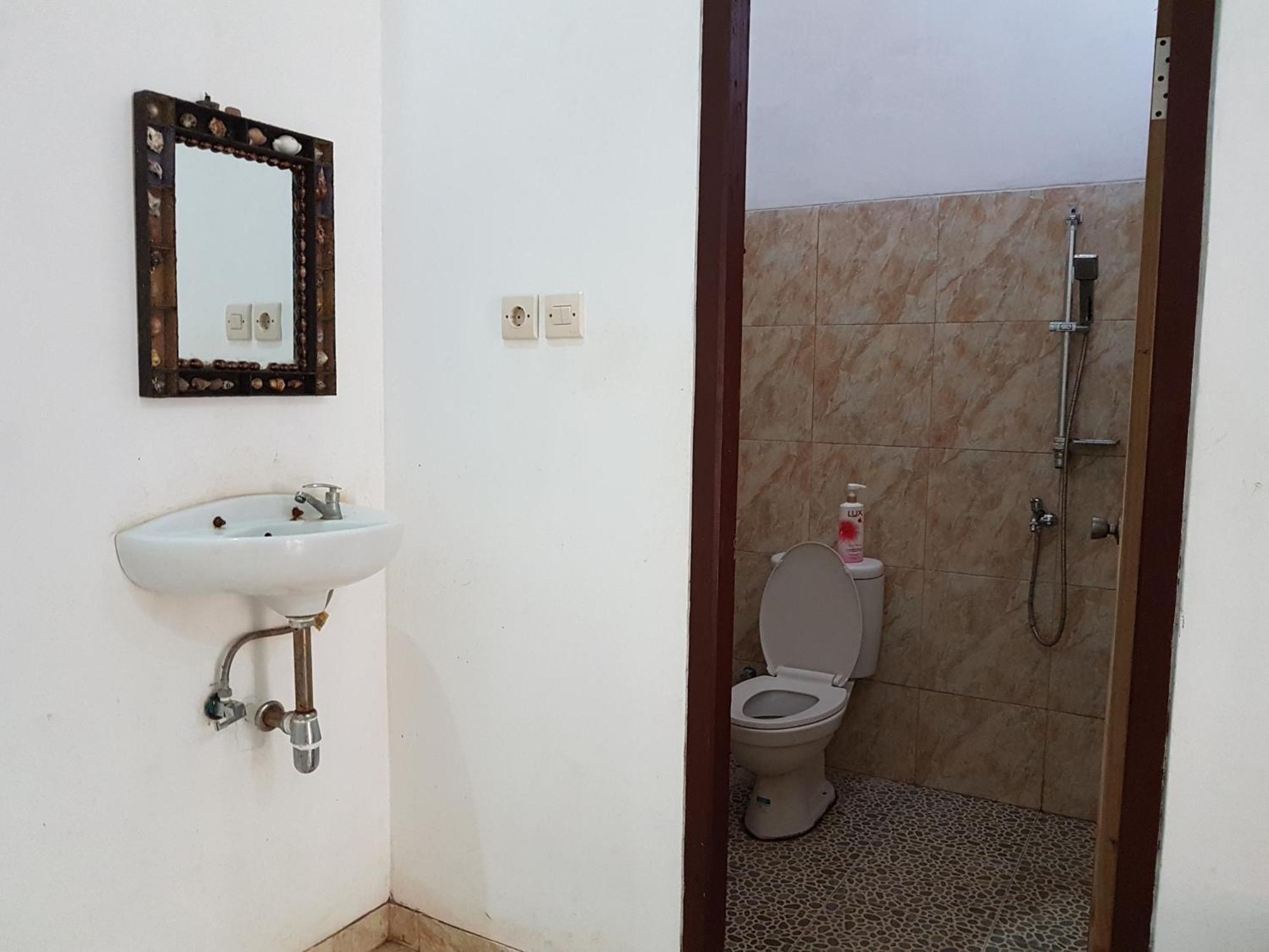 Red Island Bungalows Pasanggaran Kamer foto