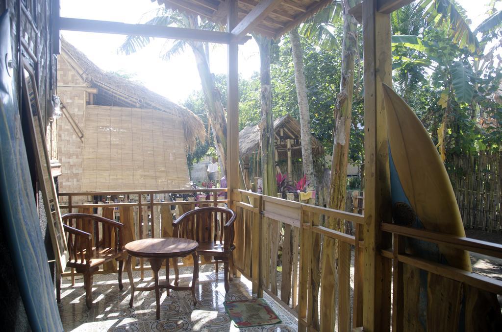 Red Island Bungalows Pasanggaran Buitenkant foto
