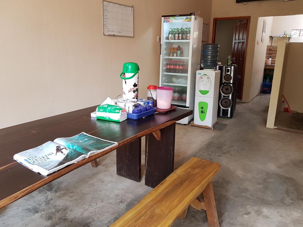 Red Island Bungalows Pasanggaran Buitenkant foto